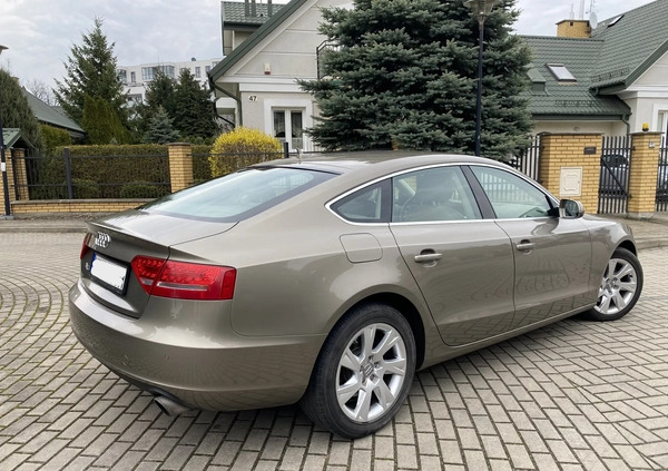 Audi A5 cena 54000 przebieg: 188832, rok produkcji 2011 z Legionowo małe 277